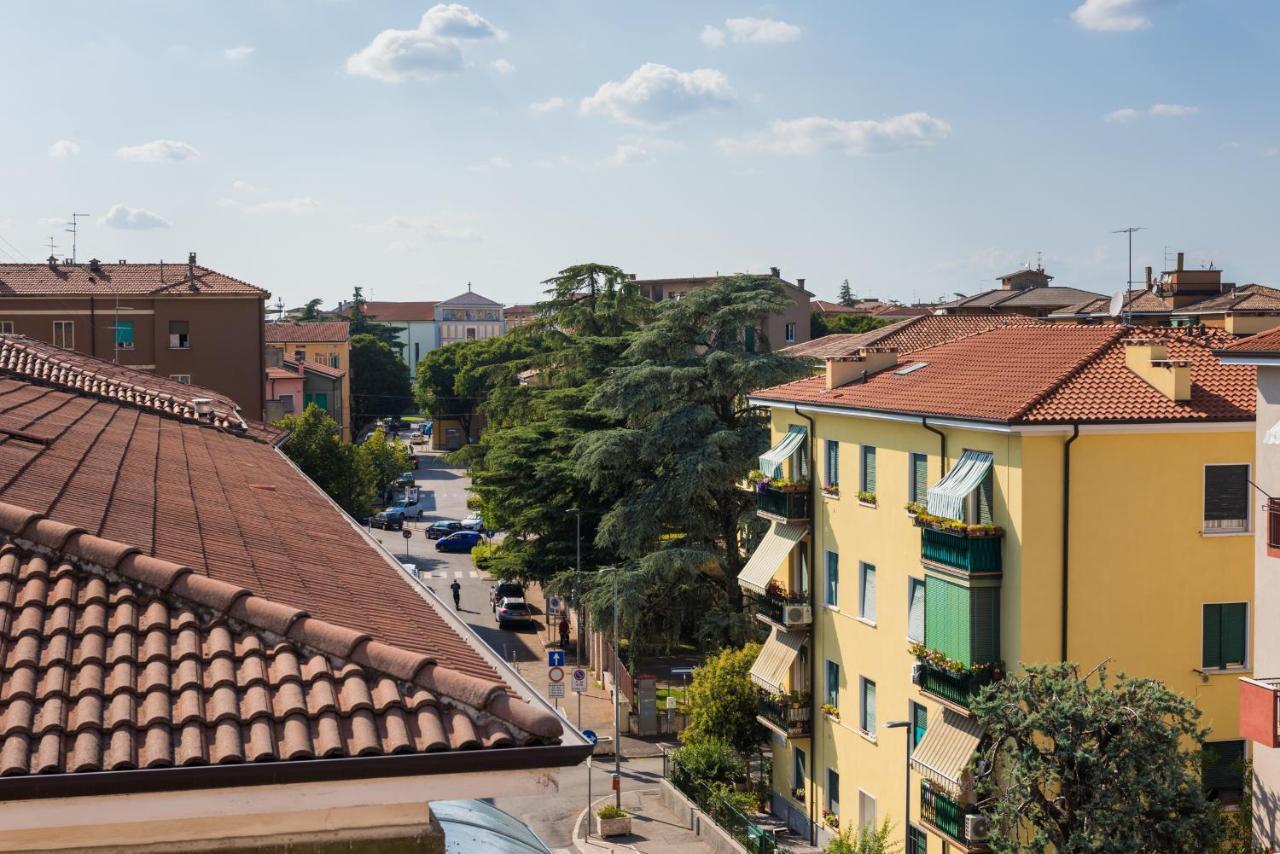 Civico40 Luminoso Appartamento Con Balconi E Garage Privato 维罗纳 外观 照片